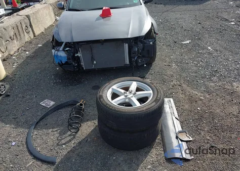 2016 Ford Explorer Xlt z USA, uszkodzony, nr VIN 1FM5K8D86GGD11492